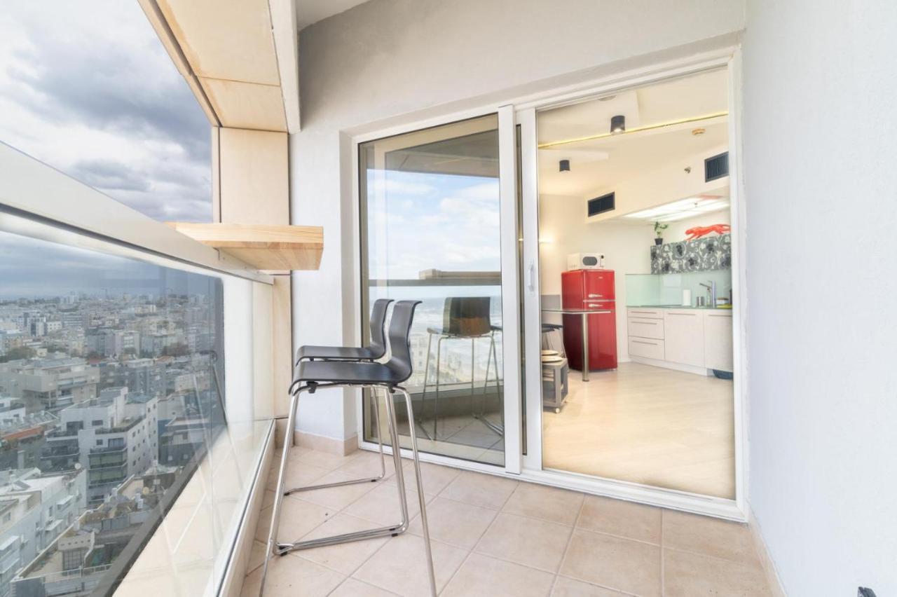 סוויטת אהבה מתוקה על הים-Sweet Love Suite On The Sea Bat Yam Exterior foto